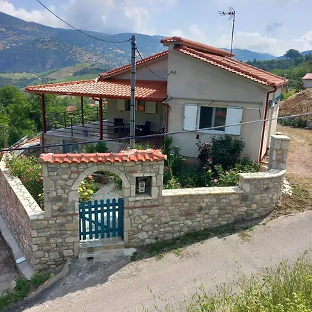 Red Platanus Hotel